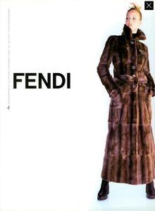 Bensimon_Fendi_Fall_Winter_96_97.thumb.png.040afe0bf66567be84f197d05aa98ed8.png