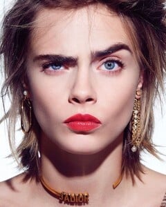 Cara-Delevingne-Vogue-Korea-Cover-Photoshoot11.thumb.jpg.c58e77ed289bdb6bcf0e5e5873655aea.jpg