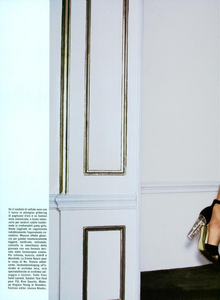 Cayley_Vogue_Italia_October_2003_04.thumb.png.4d037248cf6c66109d4f5109dc2001b7.png