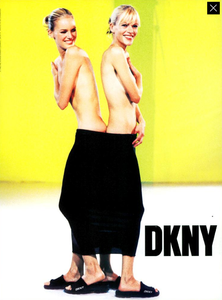 Lindbergh_DKNY_Spring_Summer_1996_02.thumb.png.2696f2094c55cc12c494a9cf36351ea3.png