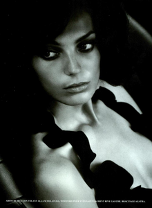 Meisel_Vogue_Italia_October_2003_45.thumb.png.7aa94b1c64c5ef47992b508f495d5f79.png