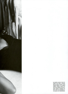 Munro_Vogue_Italia_October_2003_08.thumb.png.a29d257c02a8eccf5b57f9f2525fea94.png