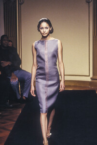 alberta-ferretti-ss-1998-2.thumb.jpg.ef316445d145e02f174bff14a9647cfb.jpg