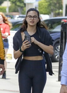 camila-mendes-in-spandex-out-in-la-06-05-2019-9.jpg