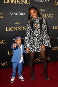 Kelly+Rowland+World+Premiere+Disney+Lion+King+hNU_fT_MxJlx.jpg