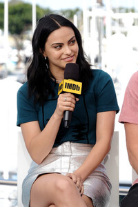 Camila+Mendes+IMDboat+San+Diego+Comic+Con+XAFAYHvaxiAx.jpg