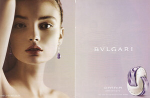 Bvlgari_Omnia_Amethyste_Sorrenti.thumb.jpg.190060c553b0e4f6a3bc19f95e3597a3.jpg