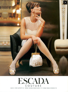 Escada_Spring_Summer_1996_02.thumb.png.86d9700db4bd31234074271294c23bf9.png