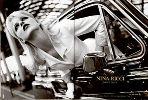 Eva_Issermann_Nina_Ricci_Spring_Summer_1996_02.thumb.jpg.2f410185f6dcc3ca31d215922f8afa63.jpg