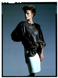 Hiro_Vogue_Italia_January_1985_02.thumb.png.82a0b2cae168e5a65e86a782f9d616e2.png