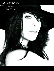 Lindbergh_Givenchy_Very_Irresistible_2003_01.thumb.png.840736fb5f2aa0d5ff0d033be0f7180a.png