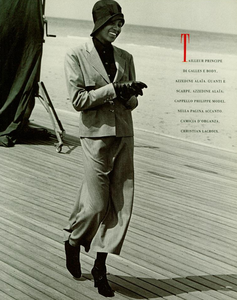 Lindbergh_Vogue_Italia_July_August_1988_06.thumb.png.09ae15876098d51fde0b0153d155db1b.png