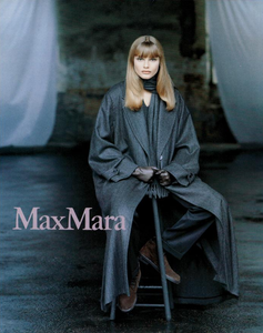 Max_Mara_Fall_Winter_94_95_04.thumb.png.2bd4182447f178789b000660a2b014a8.png