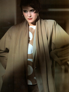 Max_Mara_Spring_Summer_1985_02.thumb.png.126551d6335490bf0cb4a1c01caeac84.png