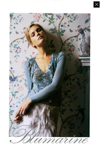 Walker_Blumarine_Fall_Winter_03_04_07.thumb.png.8ec286b350f879cc5134270463668203.png