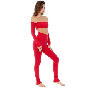 are-you-am-i_cindy-mello_tiiu-legging_red-3_2000x.jpg