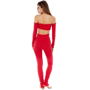 are-you-am-i_cindy-mello_tiiu-legging_red-4_2000x.jpg