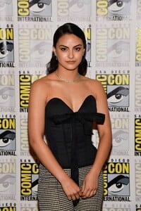 camila-mendes-riverdale-panel-at-sdcc-2019-4.jpg