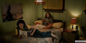 kinopoisk.ru-Stranger-Things-3393596.jpg