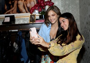 [1166911855] Victoria's Secret Debuts New Fall Collection With Angel Barbara Palvin In Miami.jpg