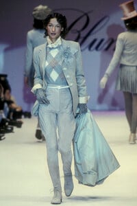 86712259_Blumarine1993WomenRTW158.thumb.jpg.c5bc25717d8de0950eb2a6ea43d2b388.jpg