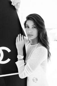 CHANEL_J12_Camila_Marrone-28.thumb.jpg.de3ba56de42024a53617858cd4c29286.jpg