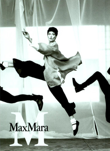 Max_Mara_Spring_Summer_1994_01.thumb.png.a46982b12fb3d4a56297202f078af41a.png