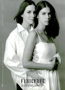 Meisel_Alberta_Ferretti_Spring_Summer_1994_08.thumb.png.f027daa15355ed7dce8e75745b235e71.png