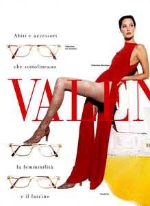 Valentino_Spring_Summer_1994_06.thumb.png.1b5e10068d205fe7b720cf17766fe8d9.png