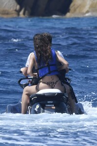 camila-morrone-in-bikini-and-leonardo-dicaprio-on-vacation-in-corsica-08-08-2019-7.jpg