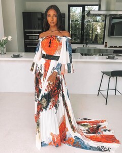 jastookes_67314575_2108586726113273_2105105240408485464_n.jpg