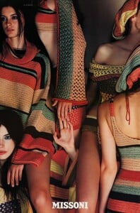 missoni-ss-1999.thumb.jpg.7a89e0198913b31d1d7927445a39b13d.jpg