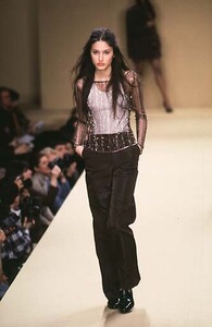 vivienne-tam-fw-1997-1.thumb.jpg.c84ad7a3627397dfa0c2d8d323528023.jpg