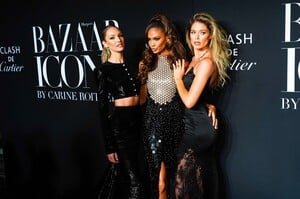 [1172952067] Harper's BAZAAR Celebrates 'ICONS By Carine Roitfeld' Presented By Cartier.jpg