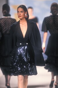 282935480_Valentino1990HauteCouture131.thumb.jpg.e86afb352af3d431dc97caea4880074d.jpg