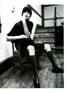 Campus_Meisel_Vogue_Italia_March_1994_09.thumb.png.fb2b5ee762d29d63eb1fd43a8f8197c1.png