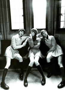 Campus_Meisel_Vogue_Italia_March_1994_14.thumb.png.74b004f9033ef41ed7392f37e8039f45.png