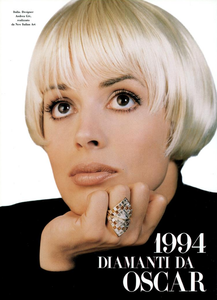 Diamanti_Watson_Vogue_Italia_March_1994_01.thumb.png.40262adb5e7dc4a823e3cbfcdabe4726.png