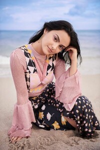 camila-mendes-women-s-health-magazine-october-2019-cover-and-photos-3.jpg