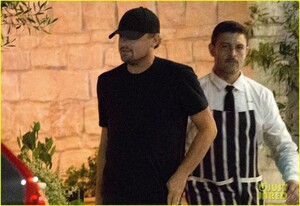 leonardo-dicaprio-avra-dinner-date-camila-morrone-04.jpg