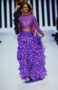 1799392212_valentino-ss-1992(4).thumb.jpg.6667dfcc24bb9dc53fe39c3bd20851e6.jpg