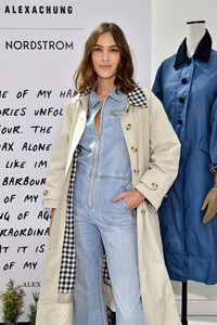 Alexa+Chung+Alexa+Chung+Celebrates+Barbour+w8Z9V-fD9xUx.jpg