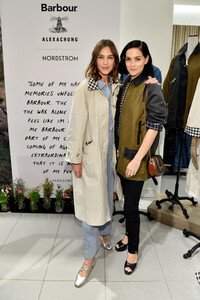 Alexa+Chung+Alexa+Chung+Celebrates+Barbour+HC_Hr98snd1x.jpg