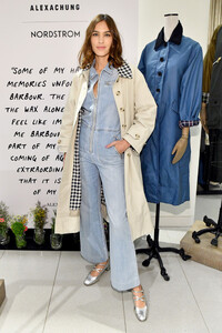 Alexa+Chung+Alexa+Chung+Celebrates+Barbour+mMBuCbEyW9cx.jpg