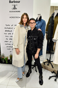 Alexa+Chung+Alexa+Chung+Celebrates+Barbour+aCo3QFJvQzax.jpg