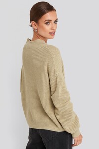 nakd_loose_fit_ribbed_high_neck_sweater_1018-003556-0005_02b.thumb.jpg.678cd7136449e9628c5120af465fd9ad.jpg