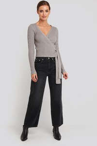 nakd_overlap_ribbed_knitted_sweater_1100-000674-0008_03c.thumb.jpg.91aad52d4e9b0fad6c718a6d113d56d3.jpg