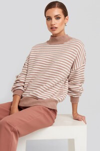 nakd_striped_balloon_sleeve_knitted_sweater_1100-001841-0430_01a.thumb.jpg.63415222bd5e103119dc01166c2fff0a.jpg