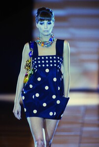 2092732838_versace-ss-1991(8).thumb.jpg.d38d21d09660b25a2a62d85f316388ec.jpg