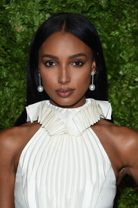 Jasmine+Tookes+CFDA+Vogue+Fashion+Fund+2019+4zw4Wn_wstmx.jpg